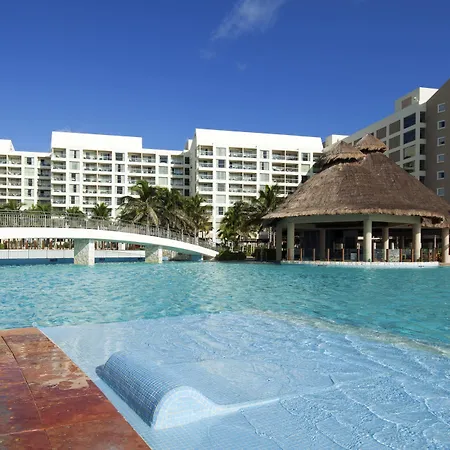 The Westin Lagunamar Ocean Resort Villas & Spa Cancun-3